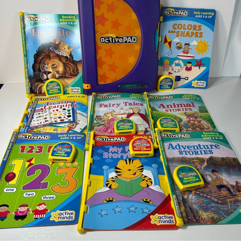 Active Minds ActivePAD (2003) Treasury Of Learning With 8 Book Packs TESTED